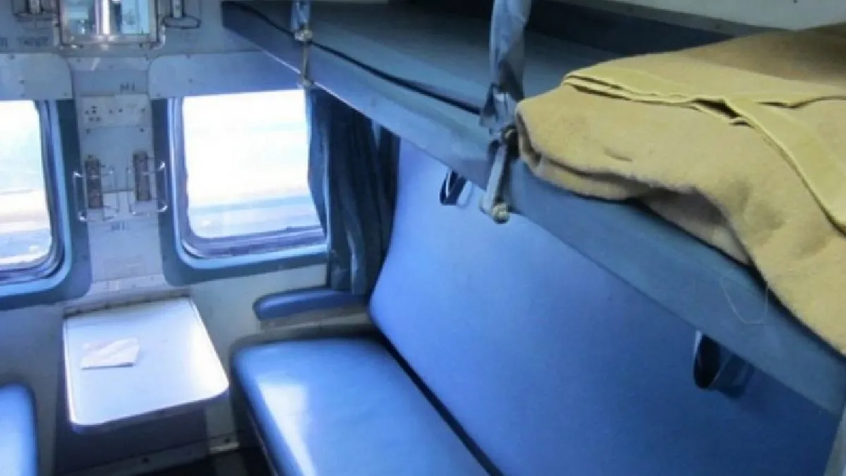 railways-berth-quota-does-woman-get-lower-berth-automatically-ashwini-vaishnaw-explains-how-seats-are-allotted