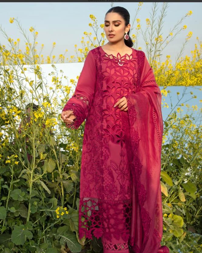 ayeza khan