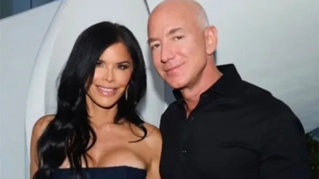 jeff-bezos-and-lauren-sanchez-set-to-marry-at-this-location-send-out-wedding-invites-report