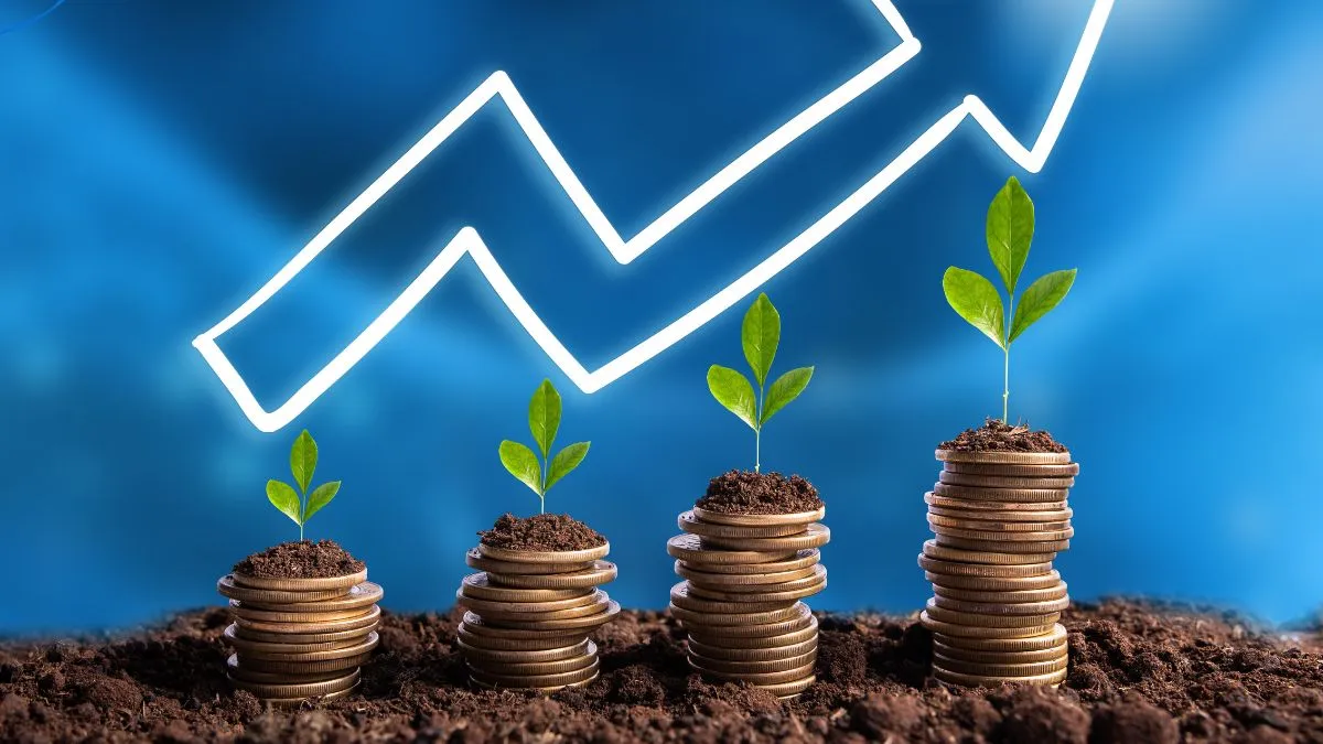 ppf-vs-mutual-fund-sip-which-can-help-you-build-a-bigger-corpus-in-15-years-check-calculation