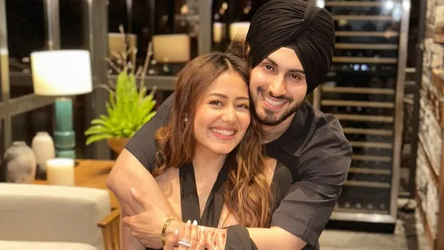neha-kakkar-melbourne-concert-controversy-rohanpreet-singh-stands-by-his-wife-says-dont-judge-anyone
