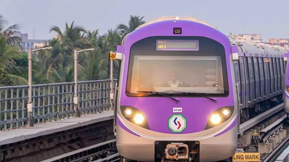 kolkata-metro-introduces-two-dalian-rakes-on-this-line-check-latest-facilities-timings-other-details