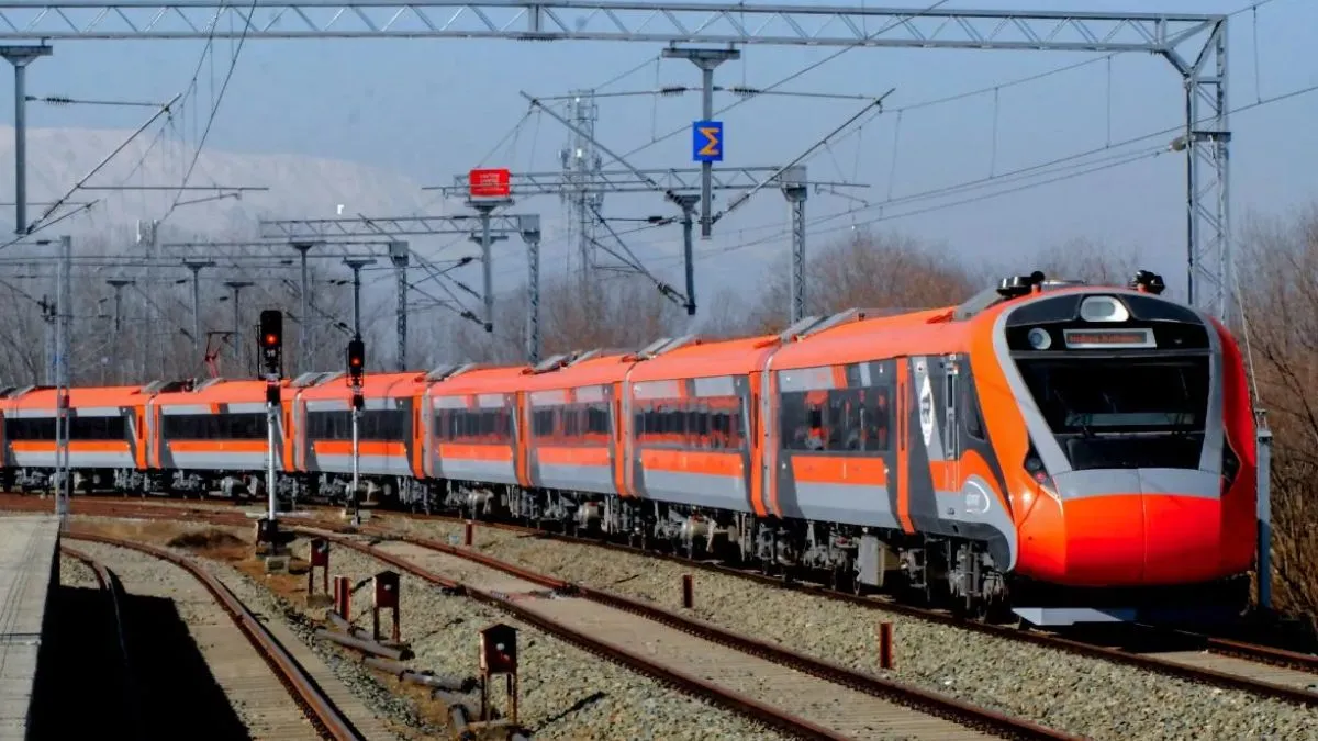vande-bharat-special-trains-to-operate-from-new-delhi-to-patna-on-these-dates-for-eid-navratri-know-routes-other-details