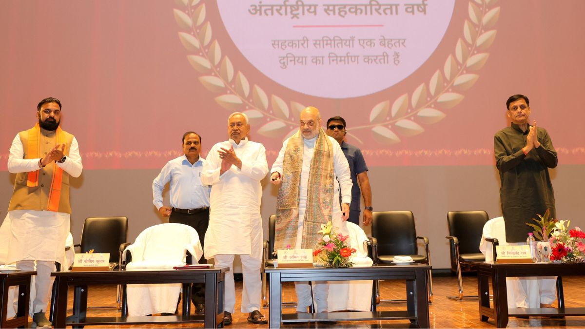 amit-shah-slams-lalu-yadav-calling-rjds-15year-tenure-in-bihar-an-era-of-jungle-raj-hails-nitish-kumars-governance