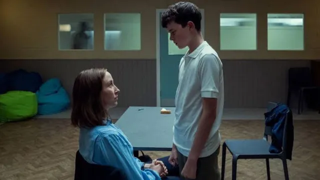 adolescence-what-is-the-secret-meaning-of-sandwich-scene-in-netflix-british-drama-know-from-psychologist