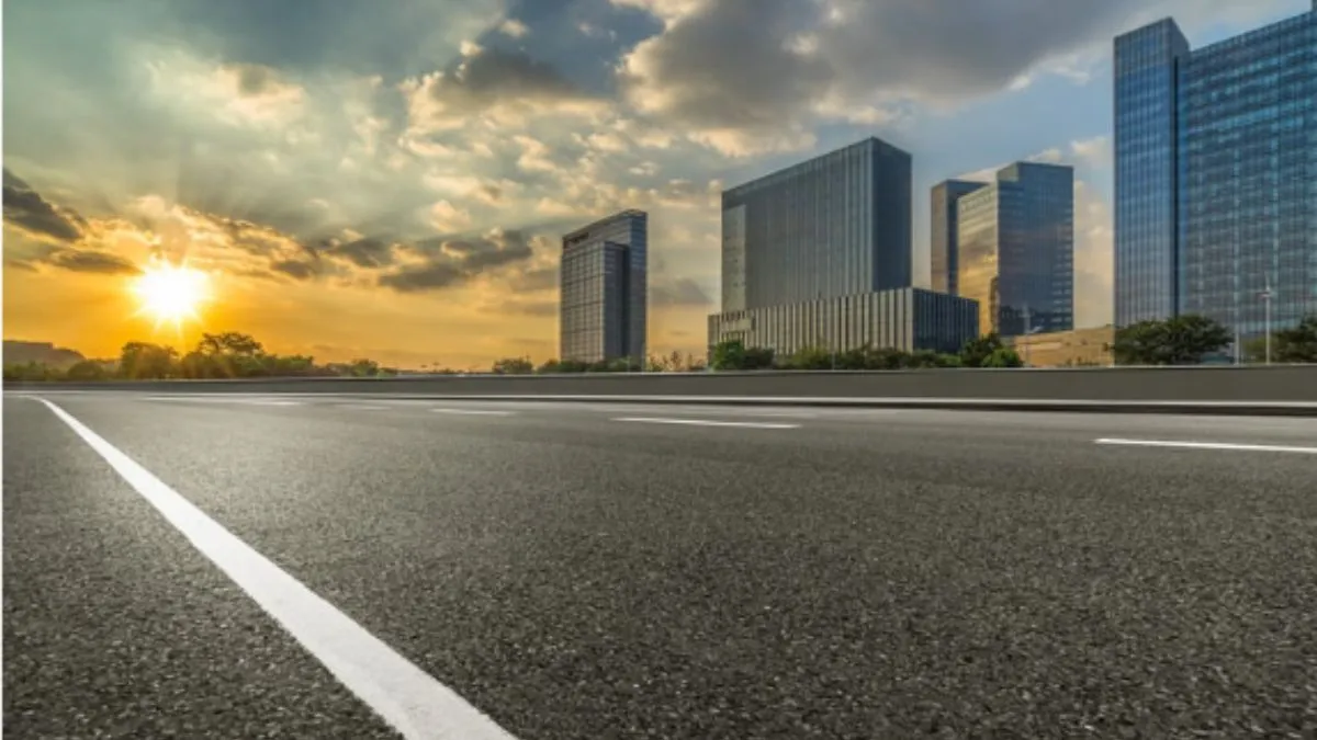 bengaluru-orr-revamp-wider-service-roads-ac-bus-shelters-planned-on-kr-puramsilk-board-stretch