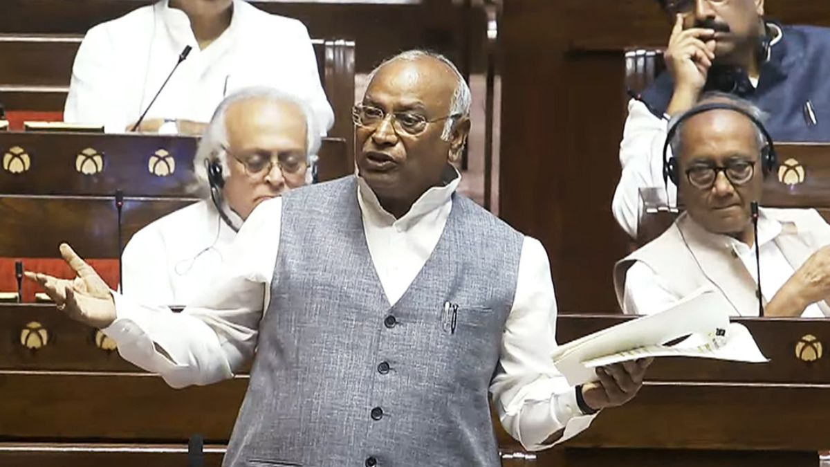 Waqf Amendment Bill LIVE: Rajya Sabha Passes Legislation After Hours-Long Ardent Debate; 128 MPs Vote In Favour, 95 Against 
