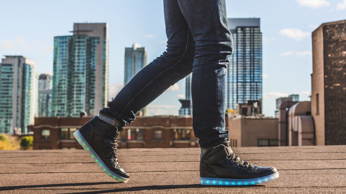 mistakes to avoid when walking