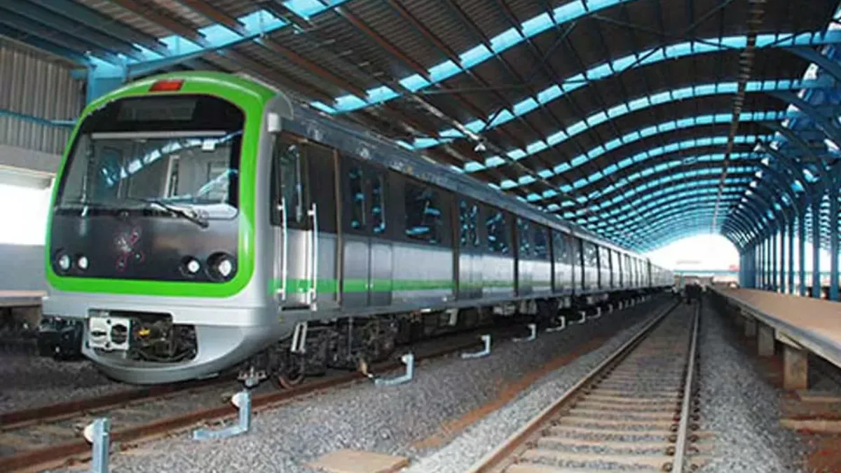 kolkata-metro-resumes-howrah-maidanesplanade-green-line-services-on-ram-navami