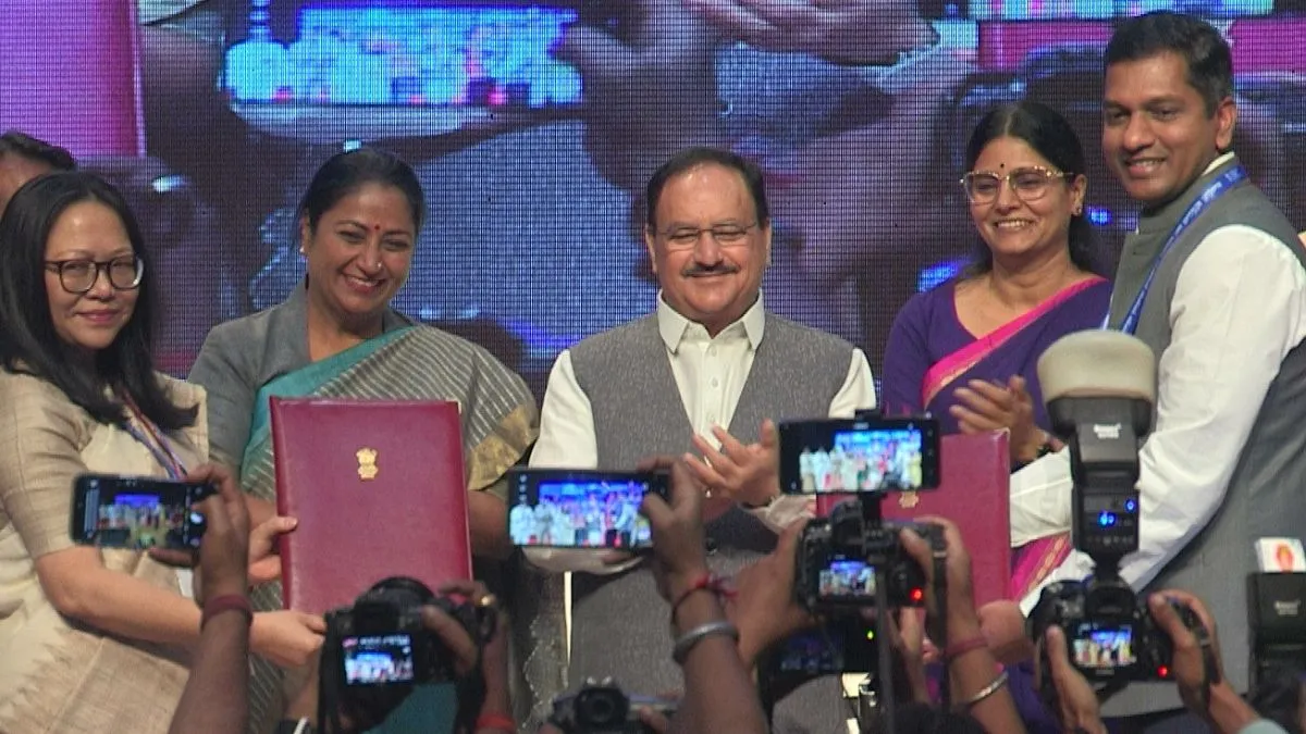 ayushman-bharat-scheme-implemented-in-delhi-how-to-apply-who-can-get-benefits
