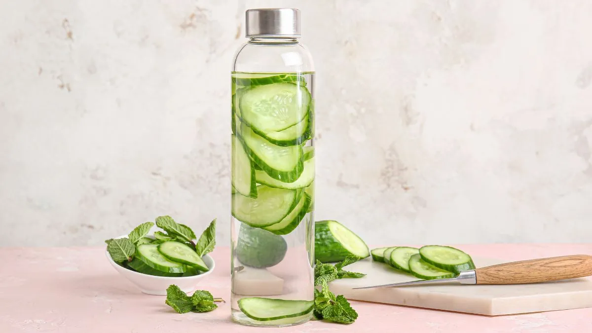 4-simple-ingredients-you-can-add-to-water-to-prevent-dehydration