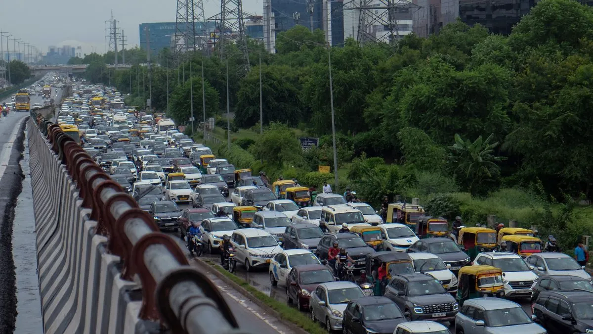 noida-jewar-busway-greater-noida-development-authority15-km-busway-connecting-airport-with-greater-noida-completed