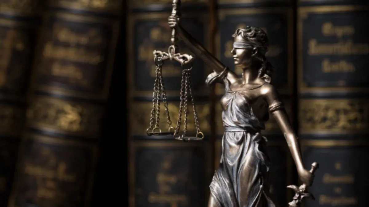 karnataka-judiciary-faces-massive-staff-shortage-with-5926-vacant-posts-bengaluru-mandya-belagavi-tops-list