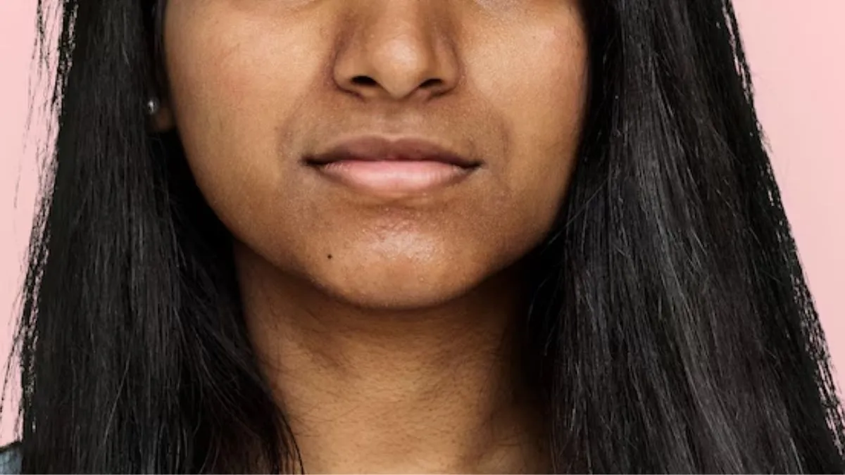 5-natural-ways-to-remove-dark-skin-around-your-mouth-at-home