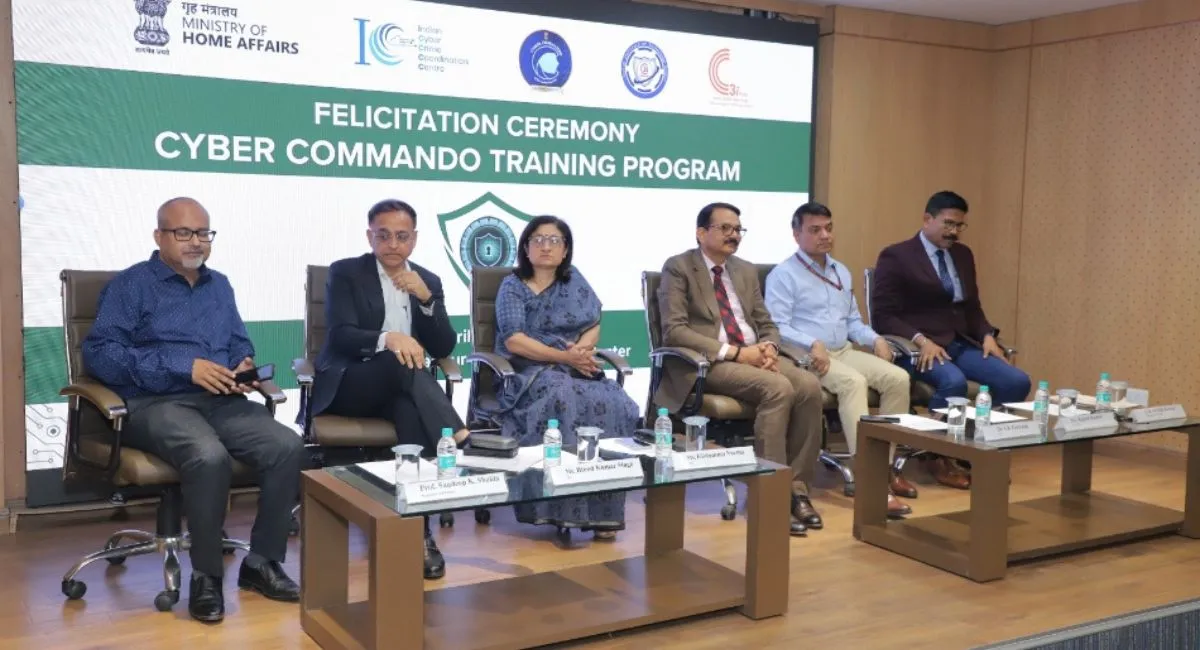 cyber-fraud-menace-iit-kanpur-trains-indias-first-cyber-commandos-amid-rising-online-scams-details