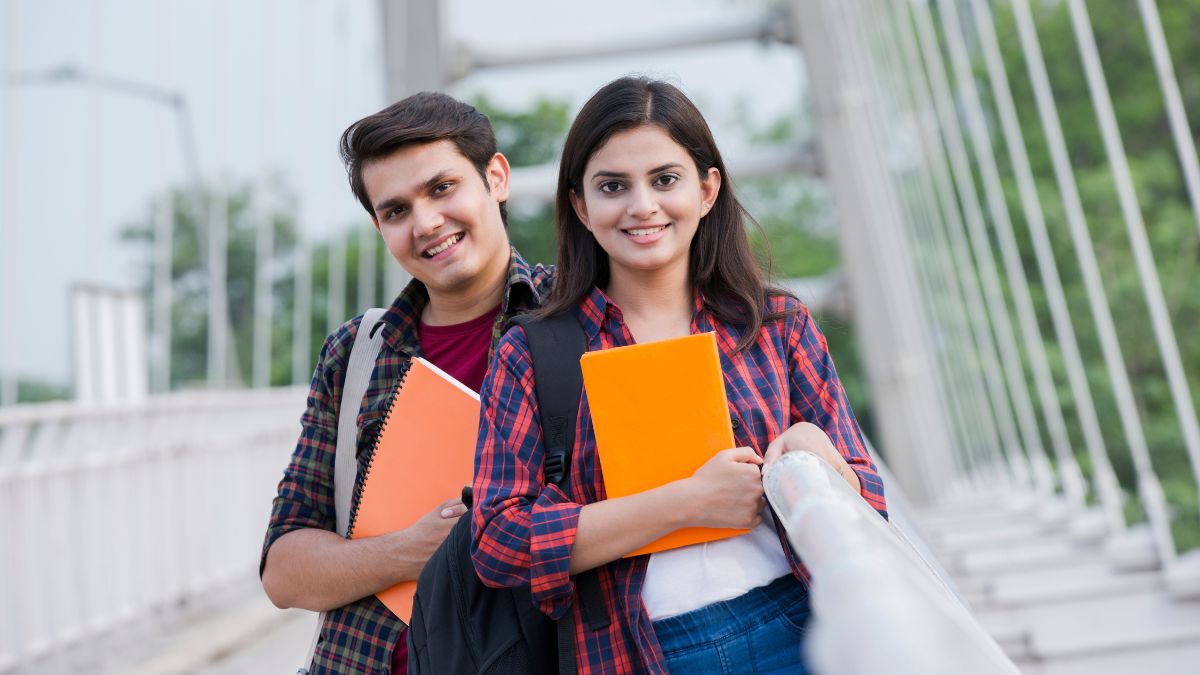 top 10 countries where most Indian students go for studies (3)