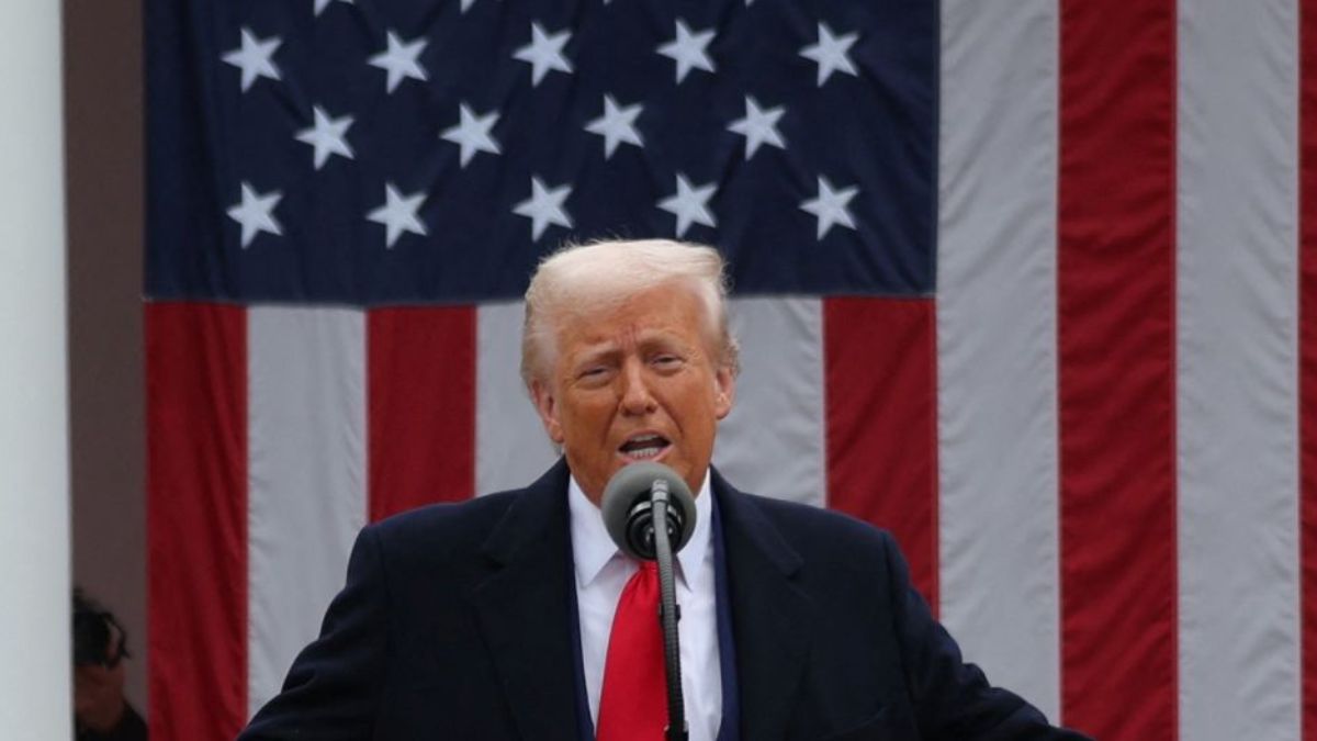 white-house-sends-stern-message-after-trumps-tariff-pause-dont-retaliate-you-ll-be-rewarded