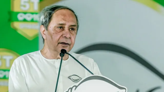naveen-patnaik-backs-vk-pandian-amid-fissures-in-bjd-over-waqf-amendment-act