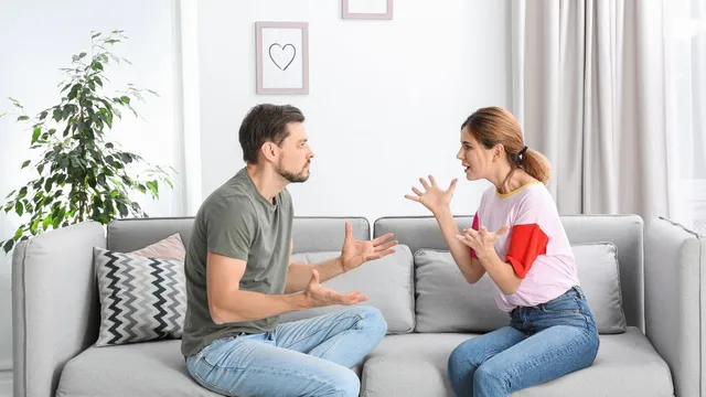 6-toxic-signs-you-should-never-tolerate-in-a-romantic-relationship-love-bombing-gaslighting-and-more