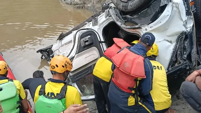 uttarakhand-road-accident-tehri-accidents-kills-five-of-same-family-vehicle-crashes-into-river