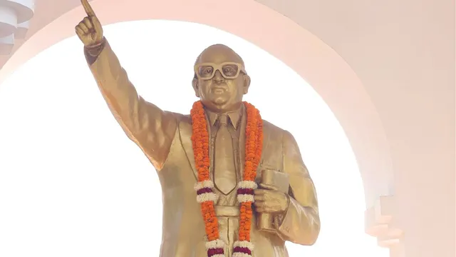 ambedkar-jayanti-holiday-banks-liquor-shops-offices-to-remain-closed-on-april-14-check-whats-open-and-closed-details