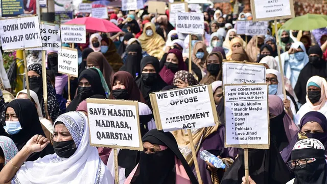 tensions-flare-in-assams-silchar-during-waqf-law-protest-police-respond-with-force-after-stonepelting