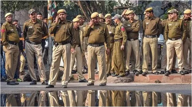 delhi-police-busts-human-trafficking-network-involved-in-selling-babies-to-rich-families