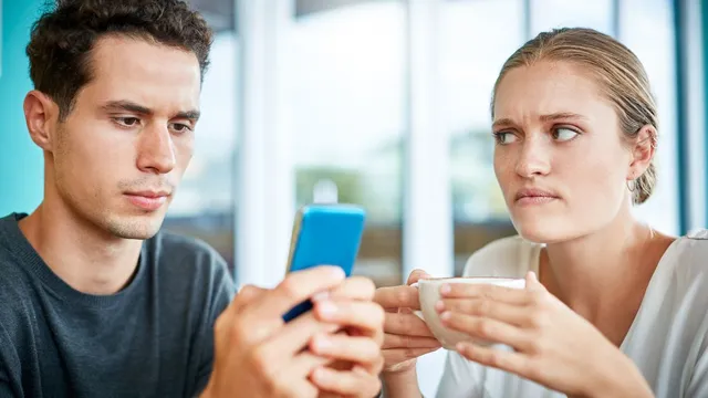 5-subtle-signs-to-know-if-someone-is-breadcrumbing-you-in-a-relationship