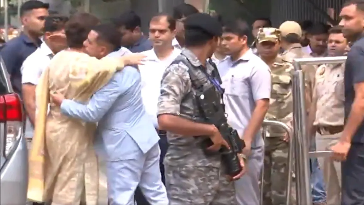 priyanka-gandhi-adorable-gesture-hugs-husband-robert-vadra-as-he-appears-before-ed-for-day-2-questioning-video