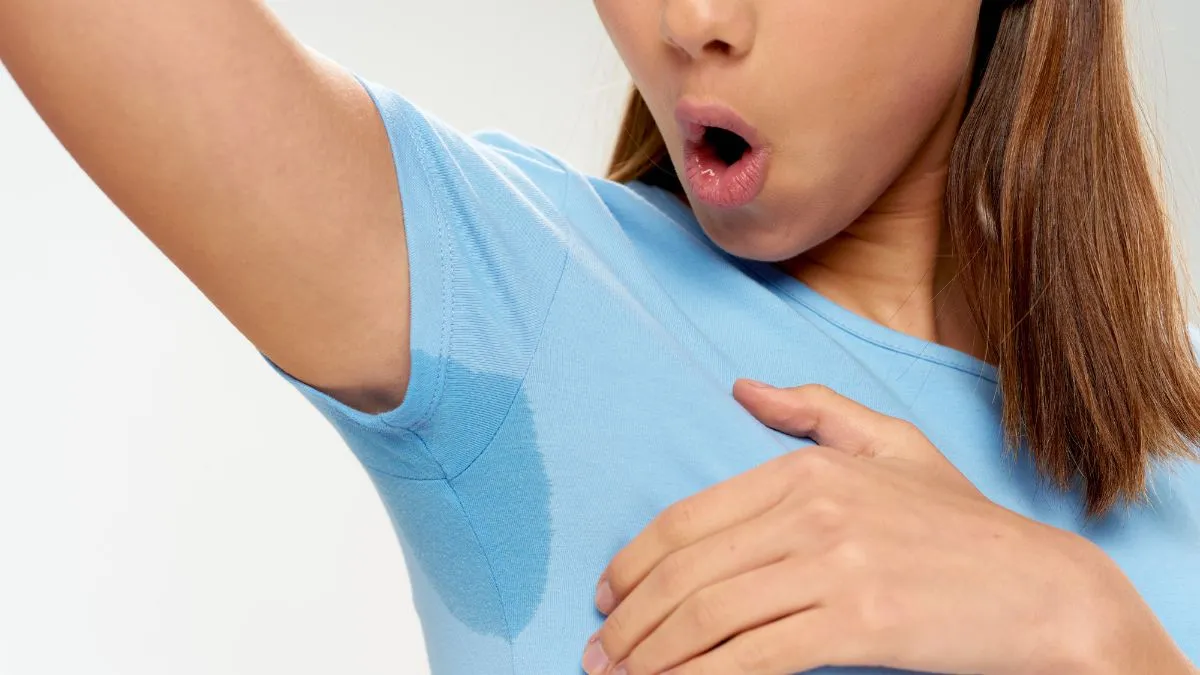 6-genius-tricks-to-avoid-sweat-patches-in-hot-summer-days