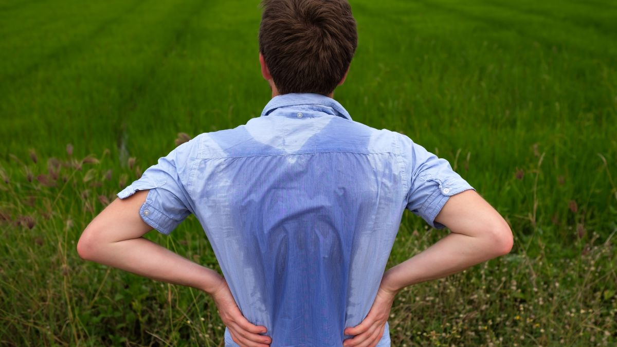 Tips To Avoid Sweat Patches In Summer