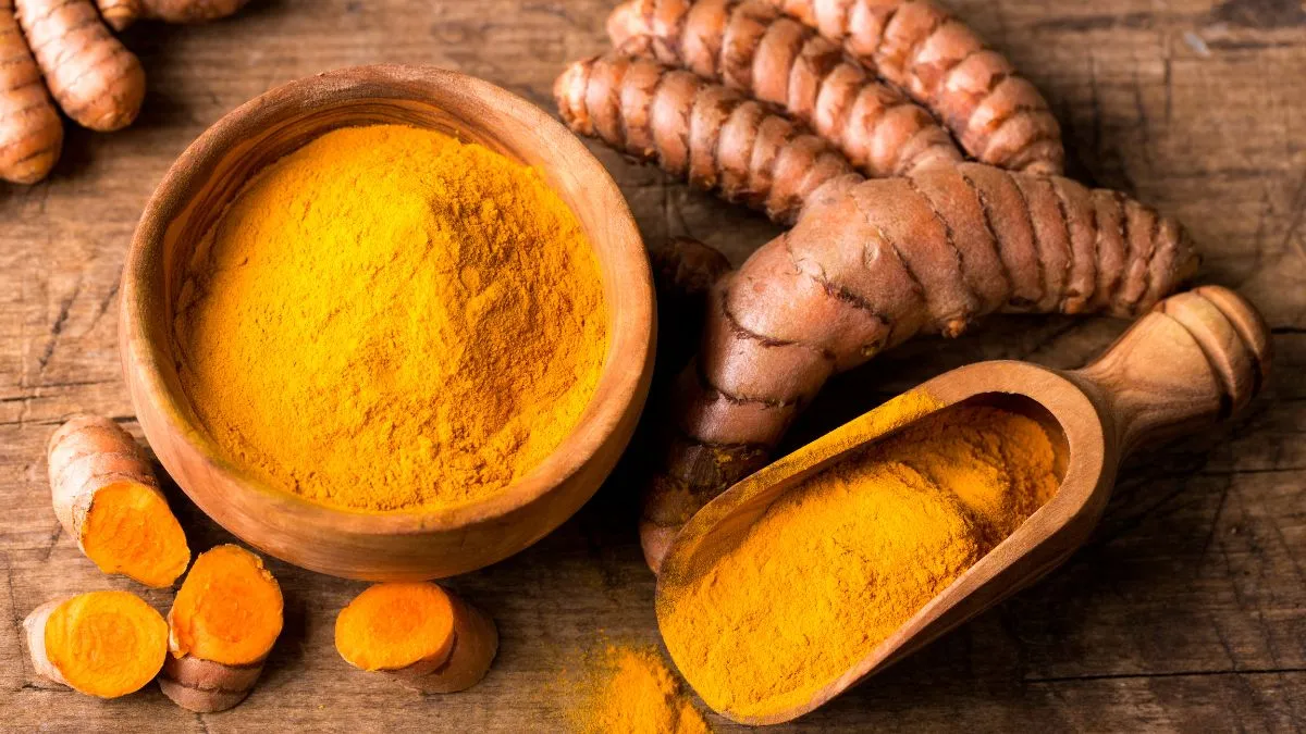 turmeric-vs-curcumin-what-is-the-difference-and-which-should-you-choose-for-skin