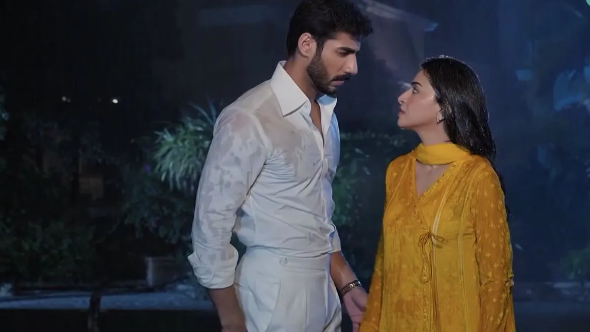 iqtidar-best-dialogues-by-anmol-baloch-and-ali-raza-that-showcase-their-intense-chemistry-in-pakistani-drama