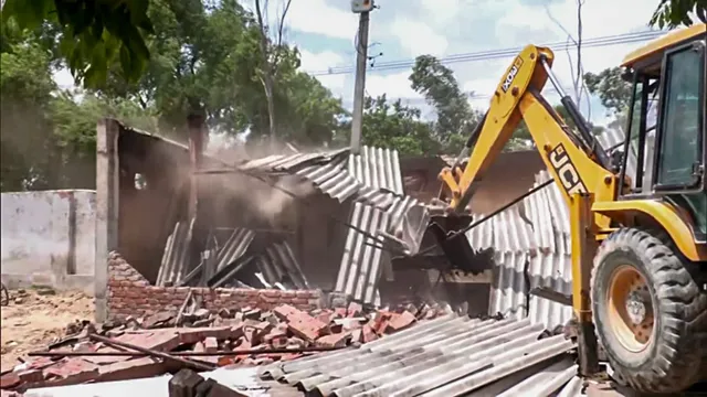 nashik-dargah-demolition-sc-stays-notice-hours-after-razing-seeks-report-from-bombay-hc-for-notlisting-matter