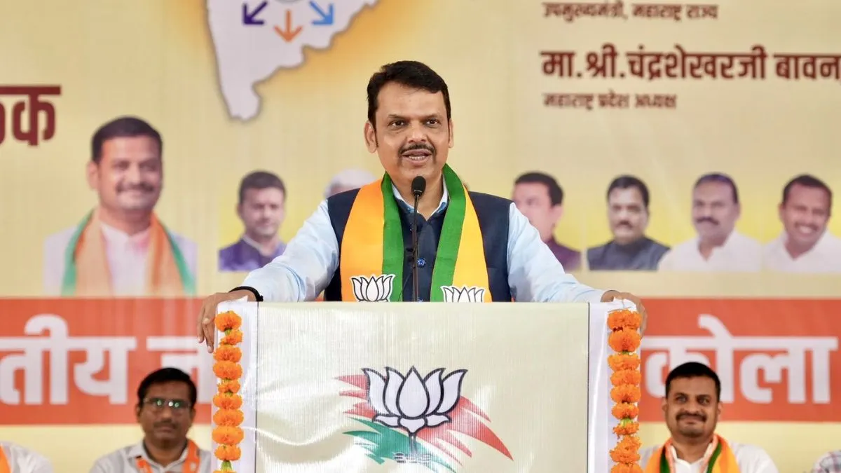 happy-brothers-coming-together-devendra-fadnavis-welcomes-possible-thackeray-reunion-in-maharashtra
