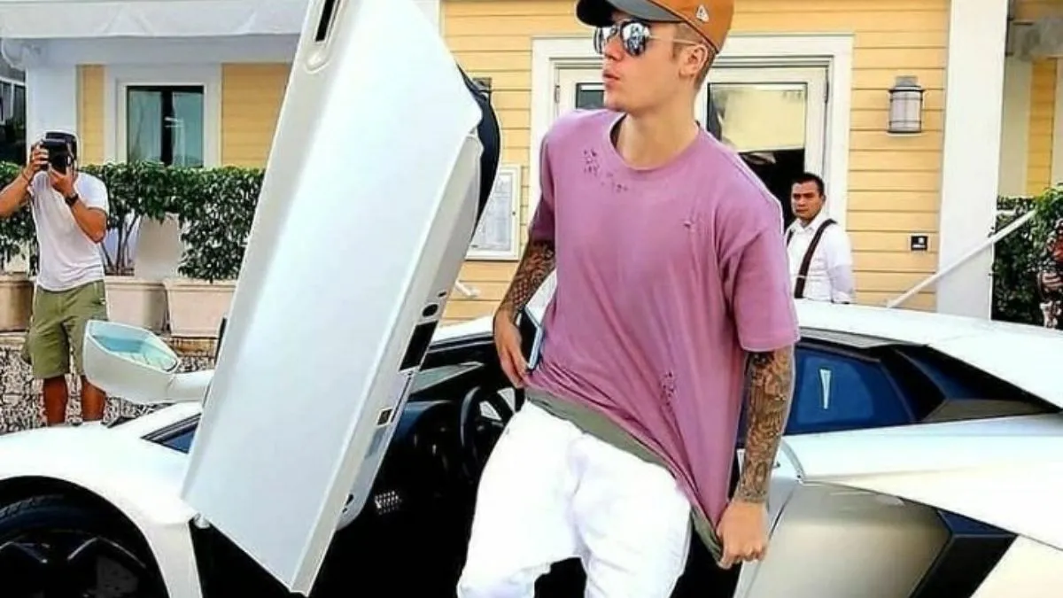 justin-bieber-high-end-car-collection-is-every-auto-lovers-dream-rolls-royce-batmobile-and-more