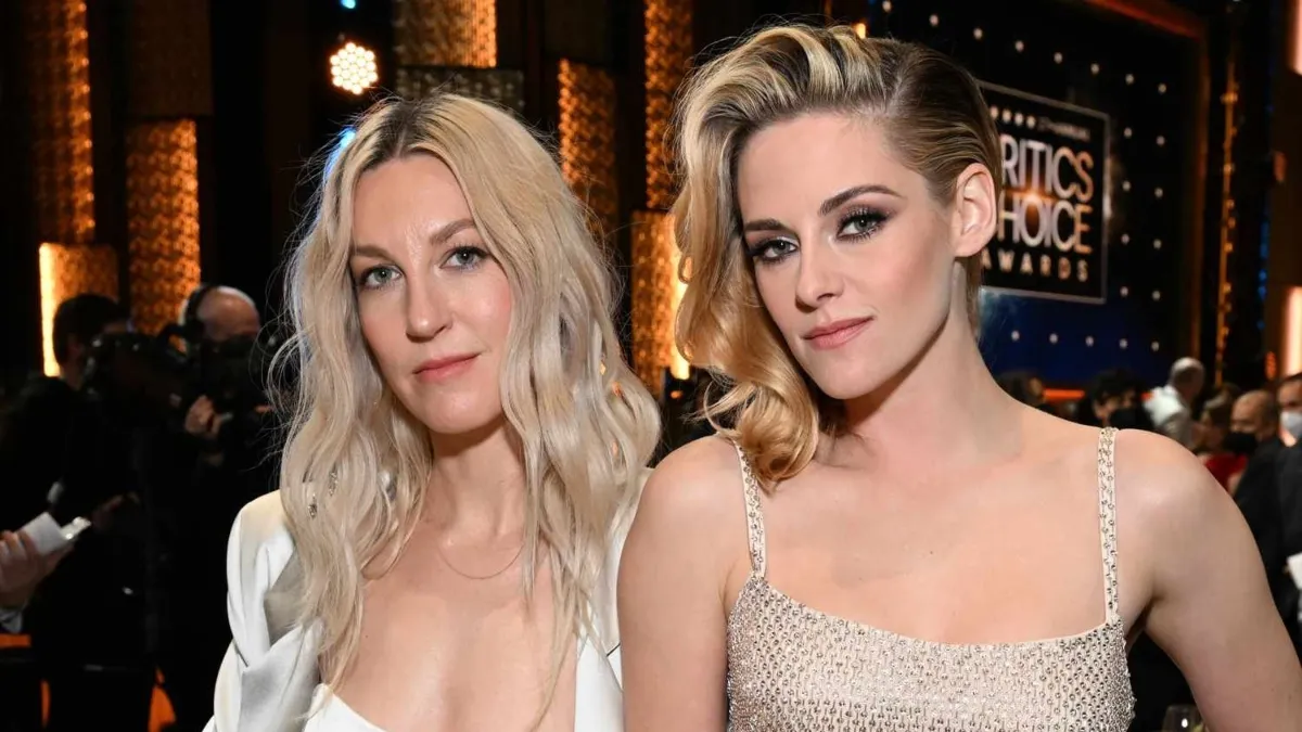 who-is-kristen-stewart-better-half-meet-dylan-meyer-screenwriter-and-twilight-stars-wife