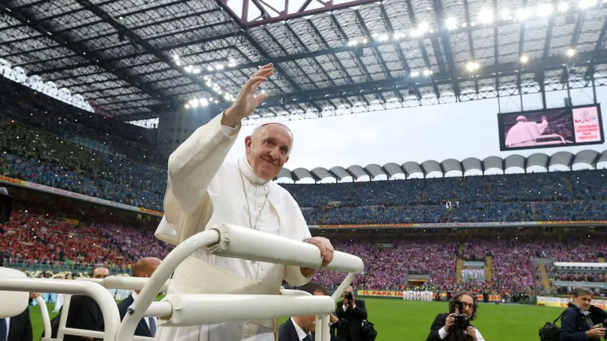 pope-francis-death-chemical-technician-teacher-football-fan-tracing-catholic-leaders-journey-to-the-papacy