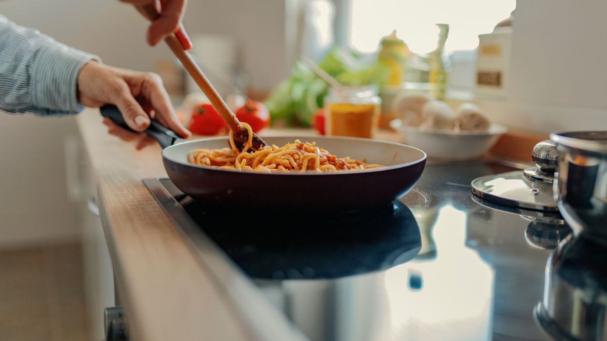 Cook Light Meals At Home In Summer