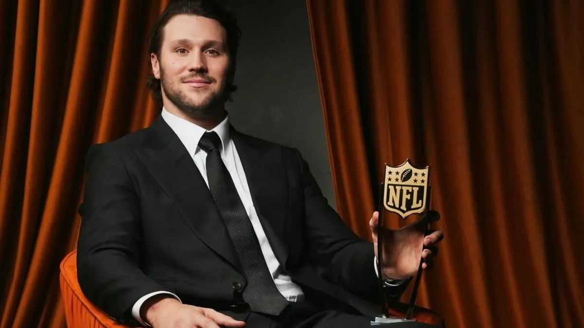 nfl-most-valuable-player-complete-list-of-most-valuable-player-winners-by-year-and-record-holders-josh-allen-tom-brady-aaron-rodgers