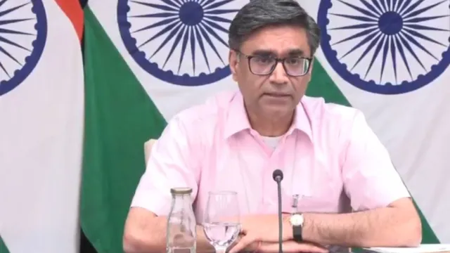 pahalgam-attack-india-downsizes-diplomatic-ties-with-pakistan-top-officials-of-islamabad-asked-to-leave-within-a-week