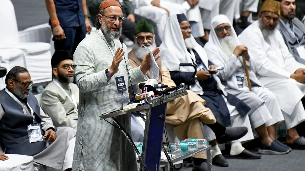 pahalgam-terror-attack-owaisi-gets-call-from-home-ministry-to-attend-all-party-meet