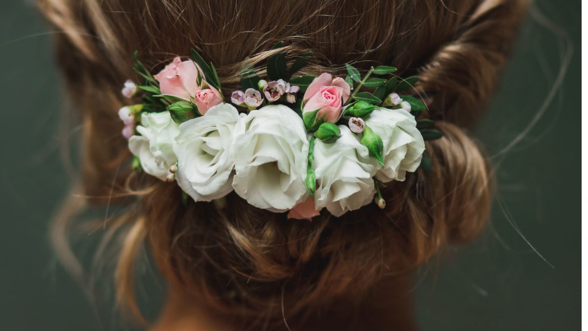 floral hairdo
