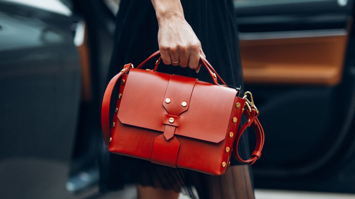 things to know before buying luxury bag
