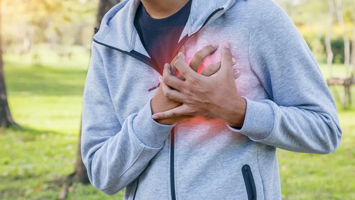 5-silent-signs-of-a-heart-attack-that-demand-attention-today