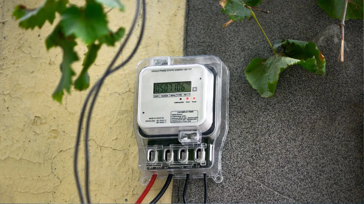where-will-poor-go-karnataka-hc-restrains-bescom-from-mandating-smart-metres-for-power-connections
