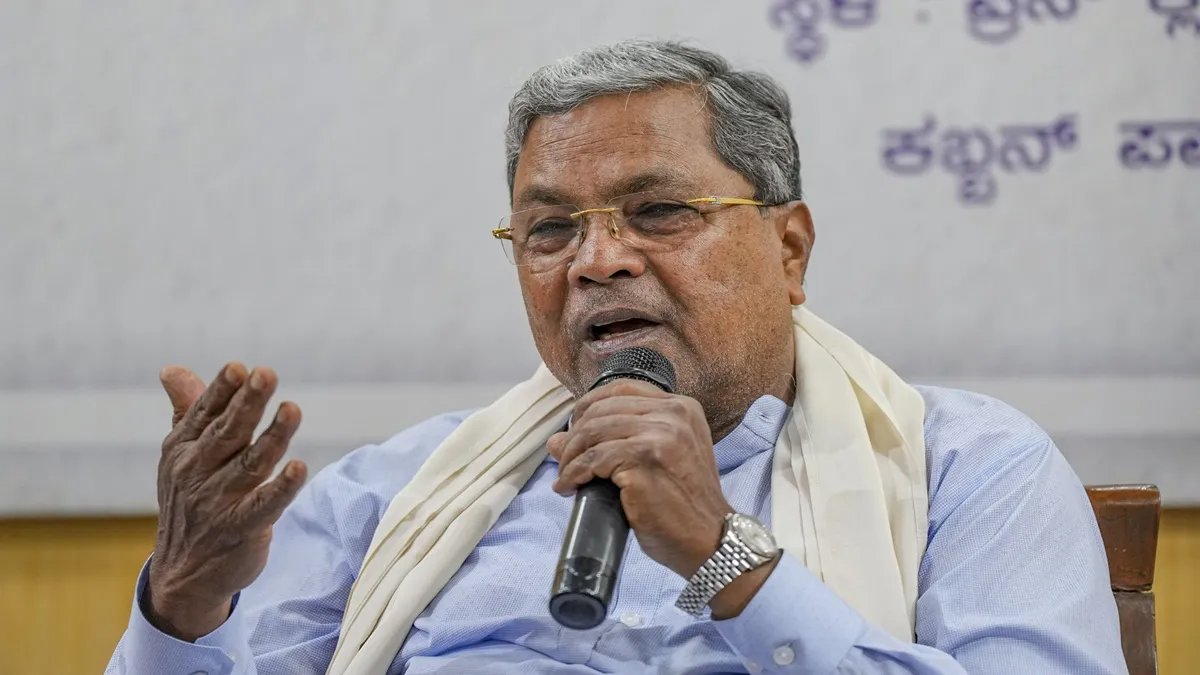 karnataka-cm-siddaramaiahs-not-in-favour-of-war-with-pakistan-remark-draws-bjps-ire-lop-r-ashoka-seeks-apology
