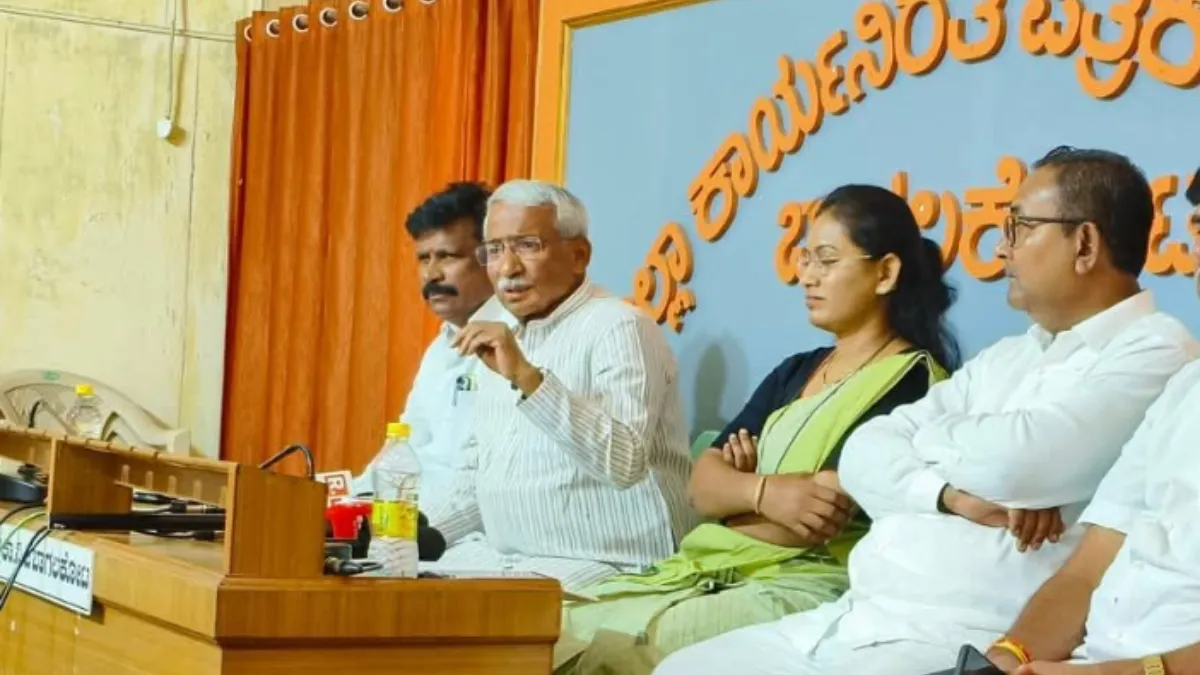 karnataka-siddaramaiah-statement-on-pahalgam-terror-attack-minister-rb-timmapur-stirs-controversy-with-terrorist-didnt-ask-religion-remark