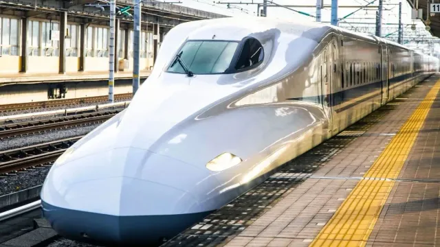 mumbai-ahmedabad-bullet-train-project-train-operation-date-high-speed-corridor-devendra-fadnavis-railway-ministry-shinkansen-train-sets-mahsr-corridor