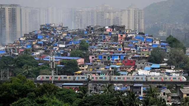 mumbai-metro-line-4-phase-2-update-key-girder-launched-at-gandhi-nagar-junction-opening-by-this-date